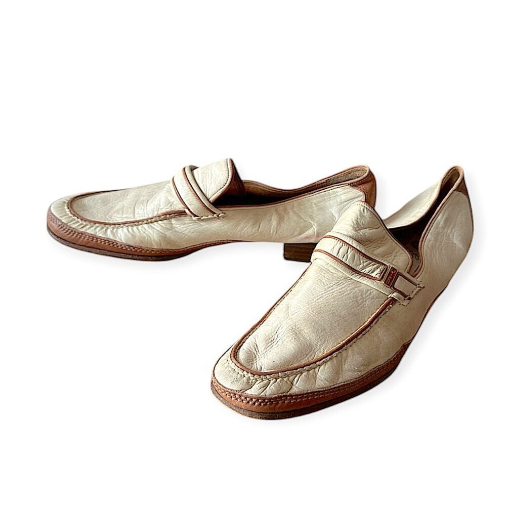 Vintage Gucci Men’s Loafers Ivory Leather Logo Buckle 1970s Italy